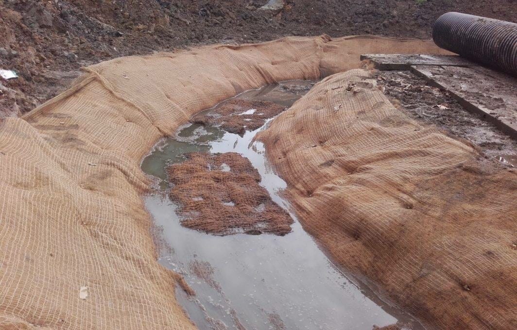 Silt Net 700 River diversion channel lining