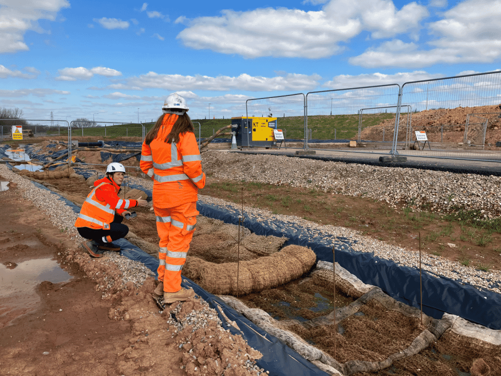 Construction site silt channel with silt mat