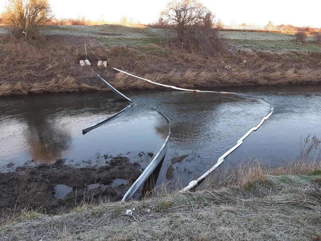 Bubble Curtain on River Don used by BAM (6)