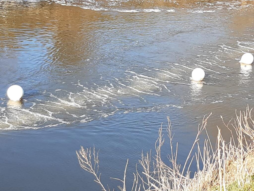 Bubble Curtain on River Don used by BAM (7)