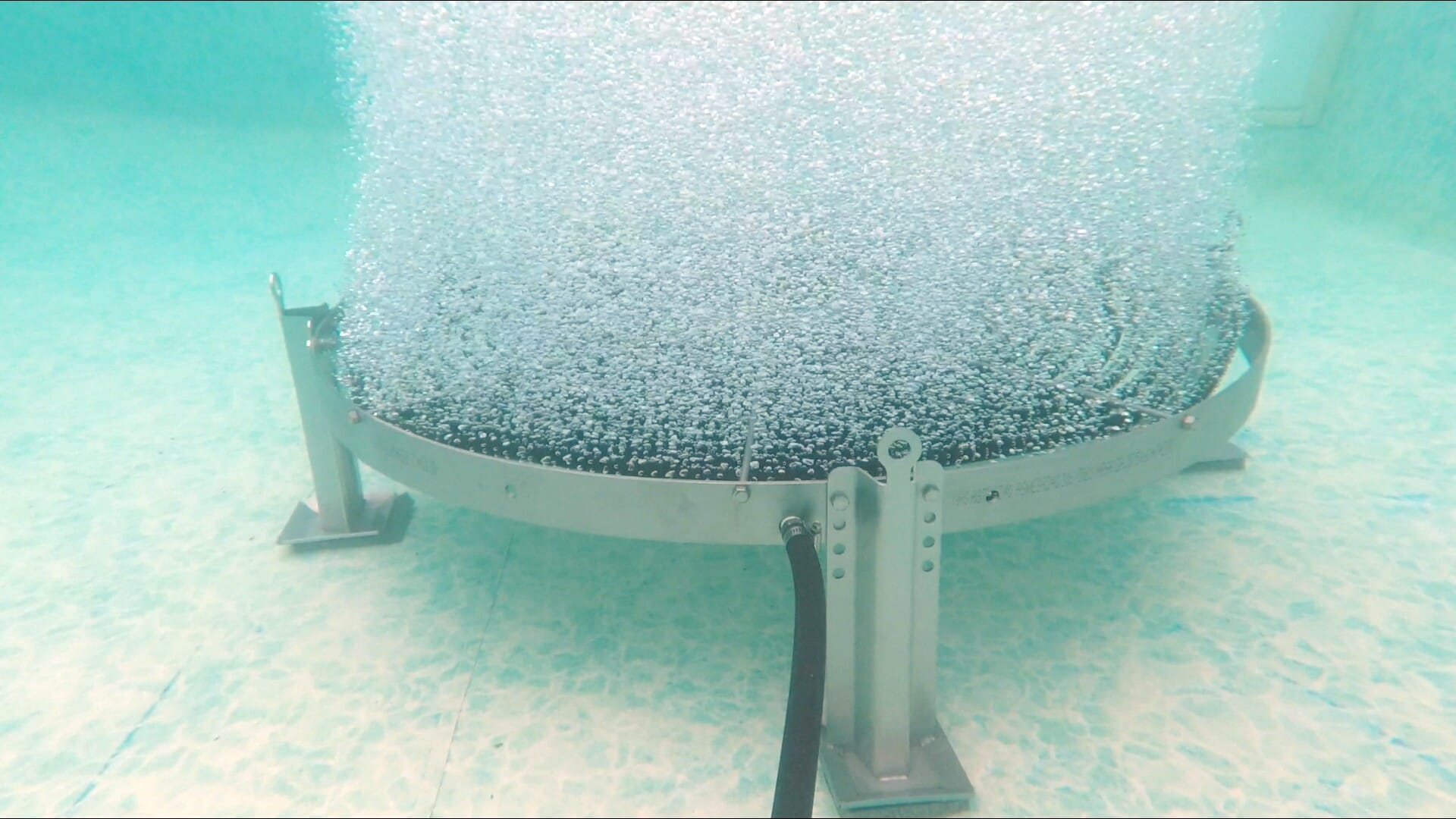 O-Canadianpond-0023-octoair_pool (Large)